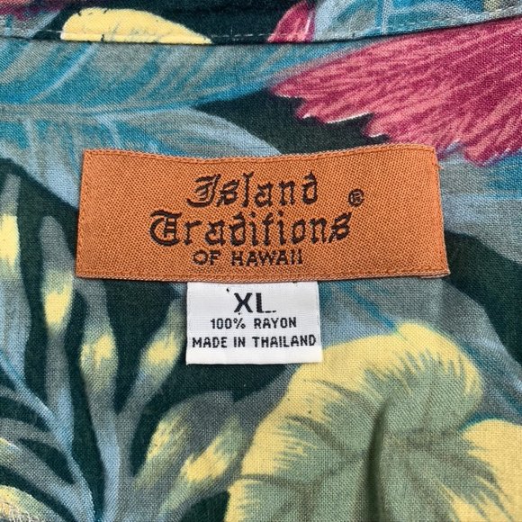 Island Traditions of Hawaii Button Up Shirt - Picture 9 of 10